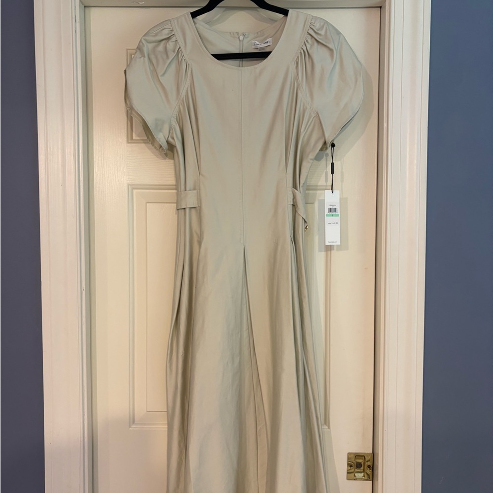 NWT Calvin Klein Cream maxi short Sleeve Dress